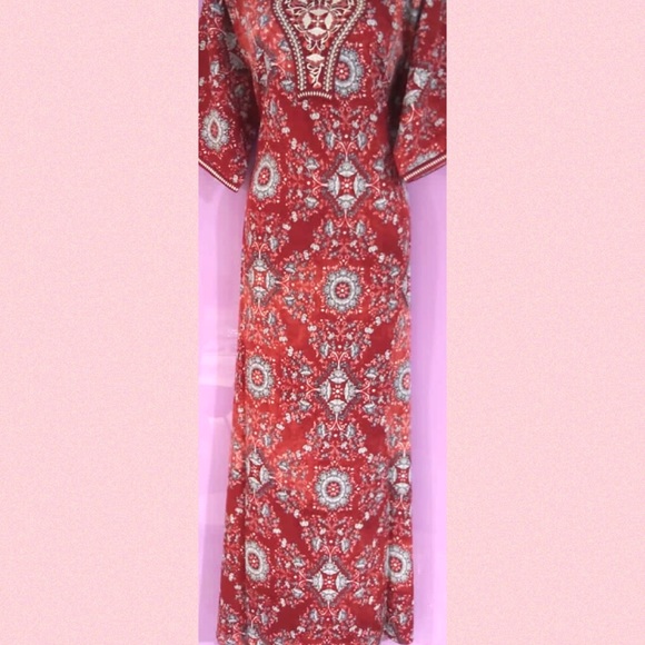 Red Damask Half sleeve dress - Picture 2 of 2